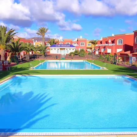 Kalmahouse, Con Piscina Y Wifi Cerca Del Mar Corralejo