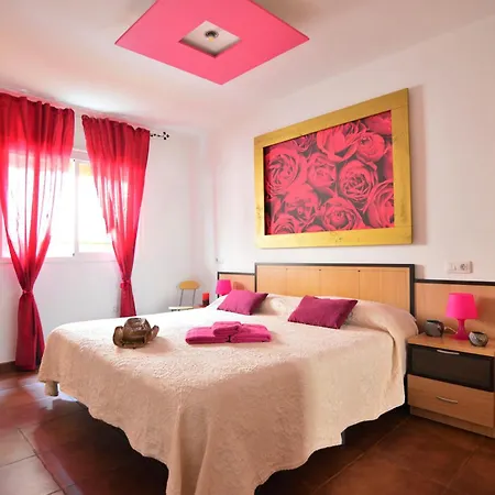Prázdninový dům Kalmahouse, Con Piscina Y Wifi Cerca Del Mar